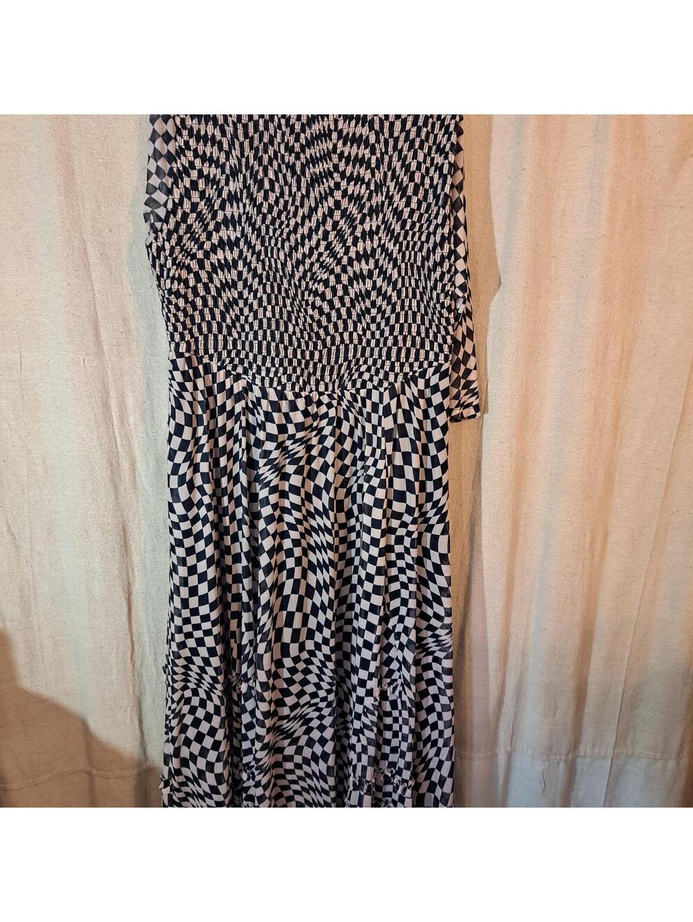 Davi & Dani Item is Black and tan. Checkered Pattern Midi Dress - Picture 3 of 6